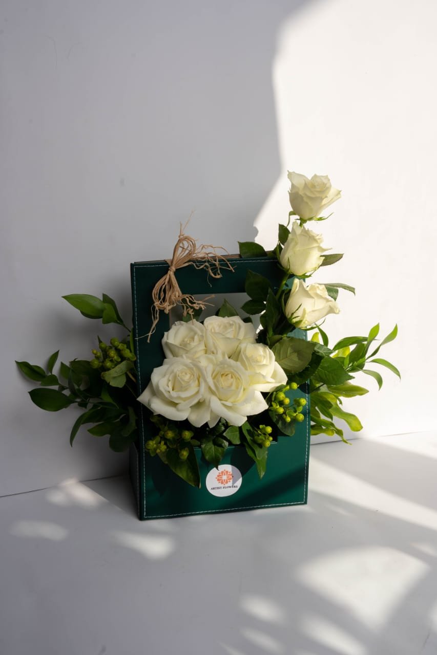 WhatsApp Image 2025-11-02 at 10.33.58_207724d4 بوكيه الابتسامة الملوّنة - الصورة 1