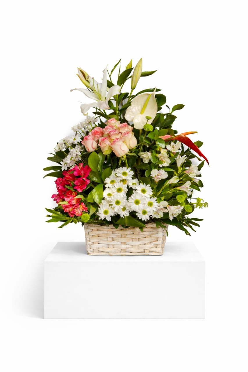 WhatsApp Image 2025-12-28 at 4.40.25 PM بوكيه همسة وردية - الصورة 1